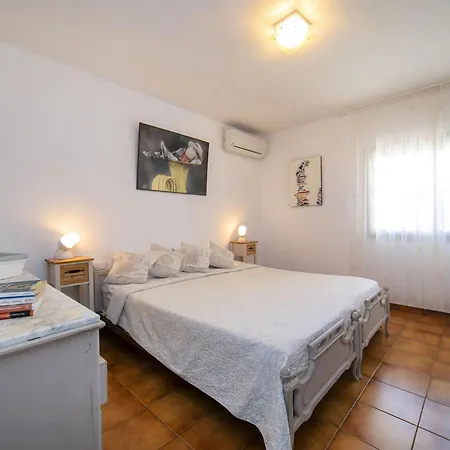 C&m By Interhome Villa *